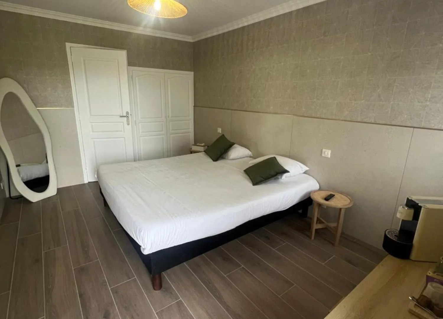 Manoir De Moellien, The Originals Relais Hotel Plonevez-Porzay 3*,