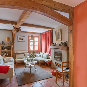 Holiday home Cute And Cozy Town-house Of 130m2 In Avignon